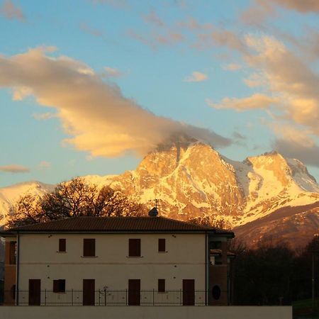 Residence Stella Del Gran Sasso Colledara 외부 사진