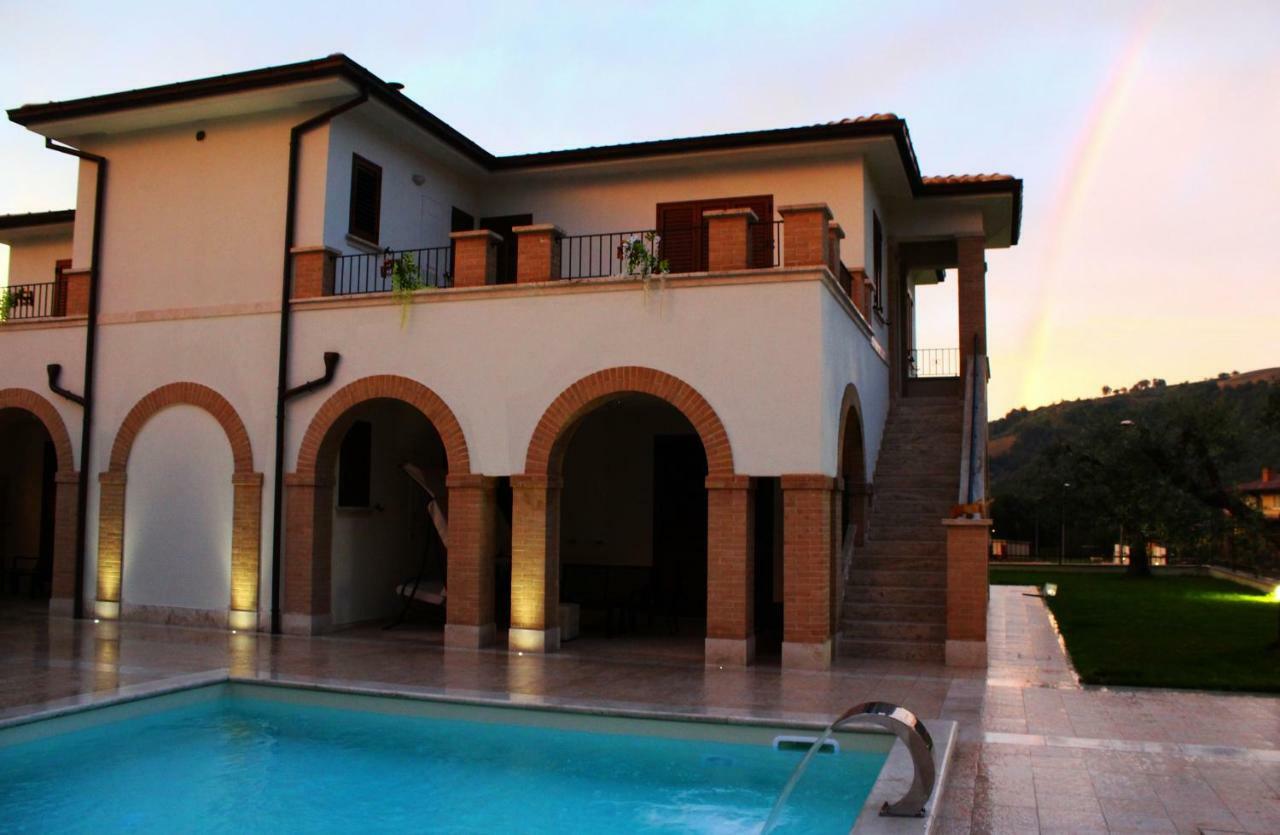 Residence Stella Del Gran Sasso Colledara 외부 사진